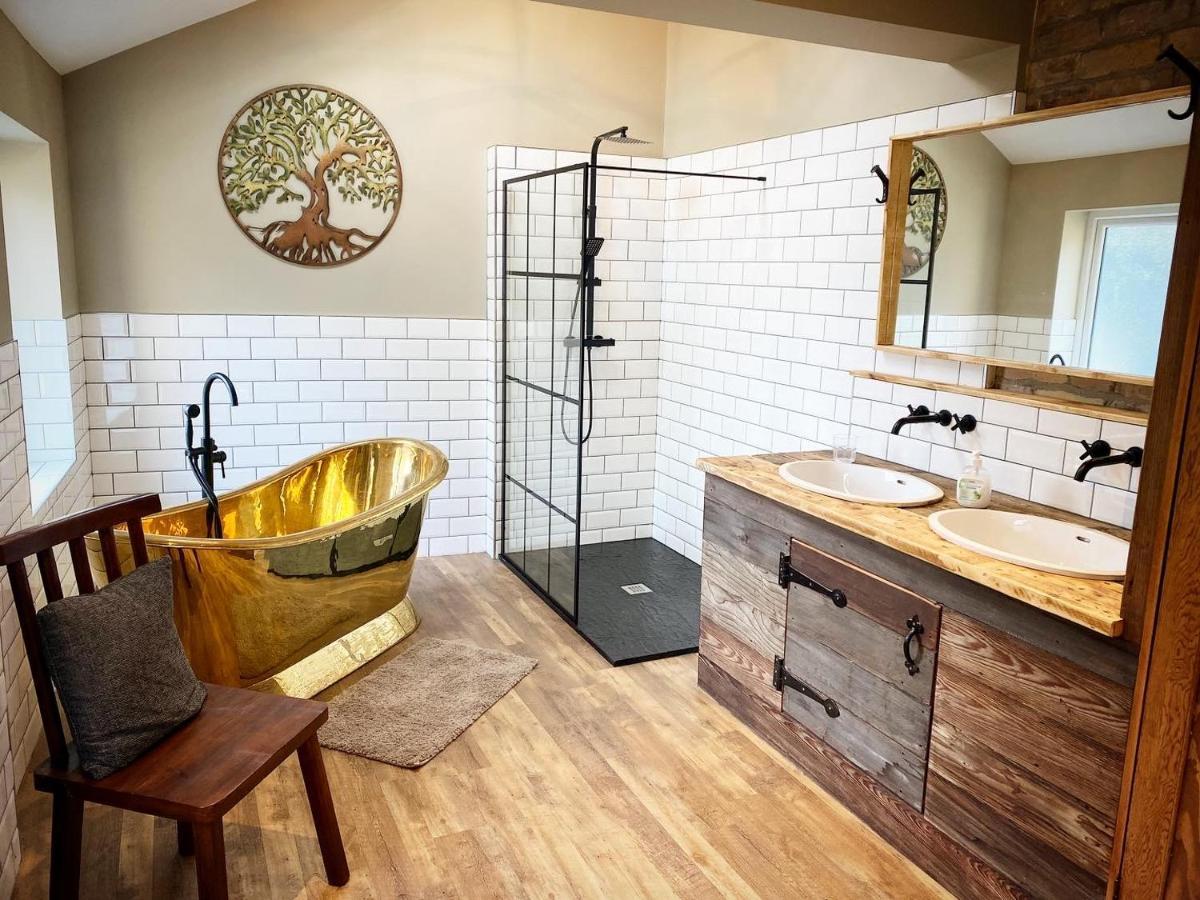 Farndale House-Hot Tub Villa Amble Luaran gambar